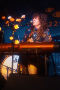 Oliviadolphin54 1 1330366162973140089